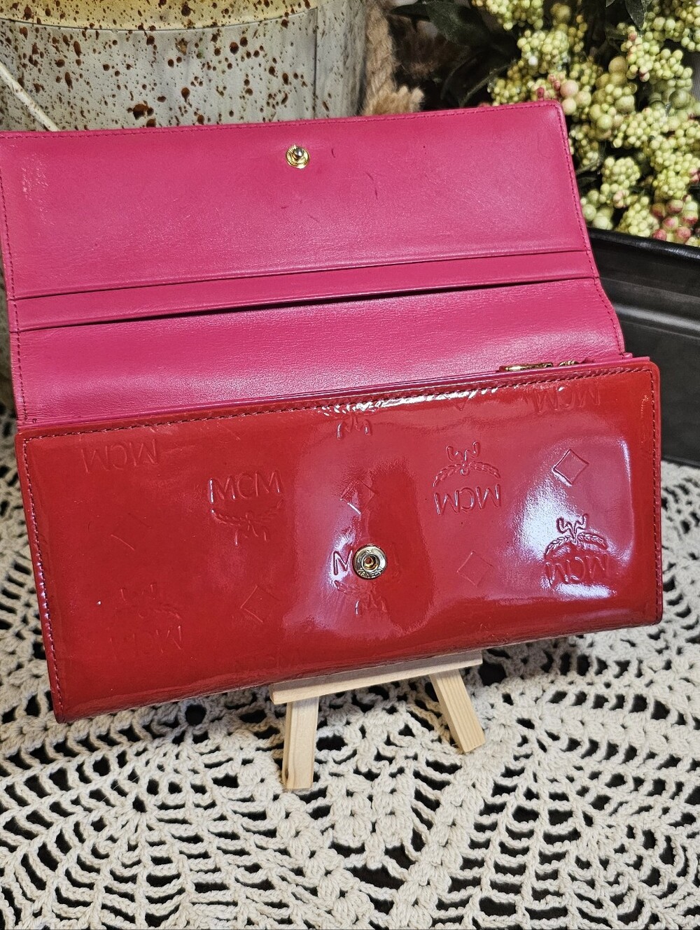 MCM Red Patent Leather Continental Wallet - MCM Logo Plaque - Picture 5 of 12